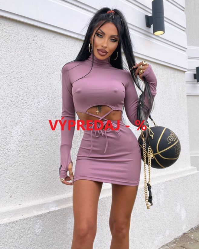 SALE🥰🥰 Priliehavé šaty so šnurovaním v páse teraz za cenu 34€🙂👍 www.modanicol.sk www.webfashion.sk #saty #šaty #clothes...