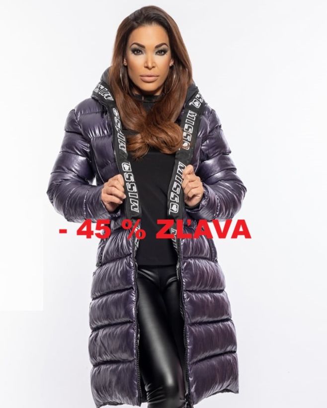 Aj túto metalickú zimnú bundu s kapucňou💜✨ nájdete v eshope vo výpredaji teraz za cenu 65€😘 Posledný kus‼️‼️ Veľkosť M....