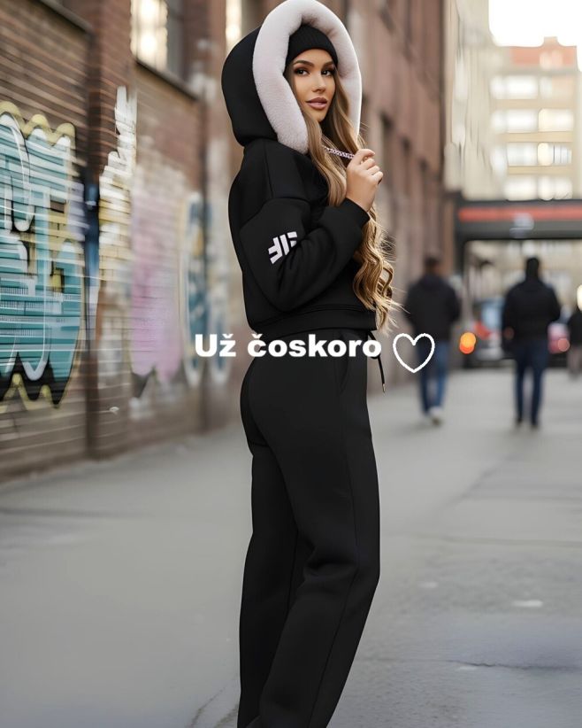 Komplet💖 už čoskoro v predaji😉 Sledujte nás a dozviete sa kedy ho naskladníme🙂 www.modanicol.sk www.webfashion.sk #styl...